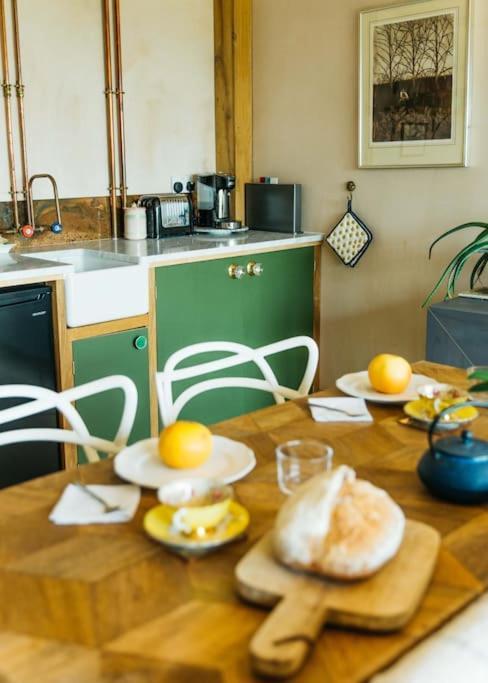 Romantic Country Annex With Views - 10 Min To Bath Cold Ashton Buitenkant foto